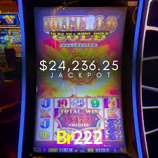 A Ascensão dos Esportes Eletrônicos: Um Novo Paradigma no Entretenimento